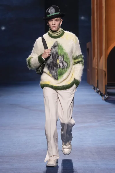 Look 31